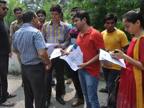 center head prevent candidates to sit in io bank examination
