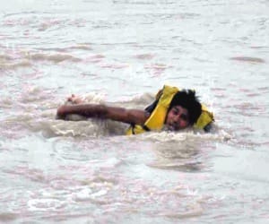boy sunk into ganga