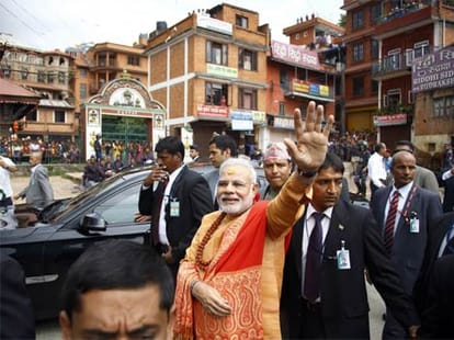 Modi government amends all India services rules, makes bureaucracy citizen friendly 