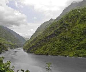 Man missing after jumping into byas River in mandi.
