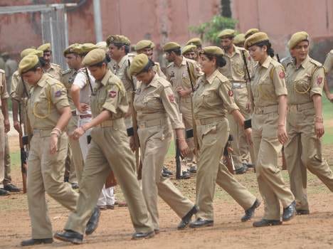 woman in uttarakhand police