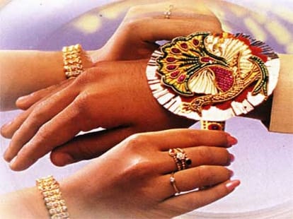 ritual regarding rakshabandhan in mandi