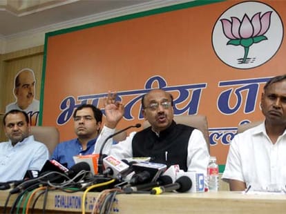 BJP swach bhart mission, modi kejri conflict.