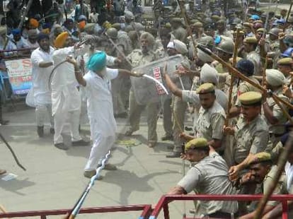 lathi charge on Sikh  in Kurukshetra