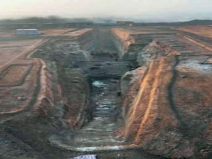 chinese mausoleum found with treasures