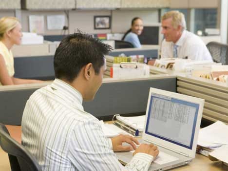 working more than 48 hours makes you heavy drinker