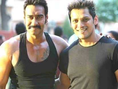 now ajay devgan show his action