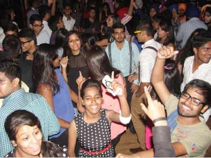 chillum discotheck would be closed in kaushambi