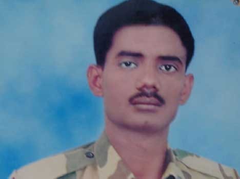 Pakistan rangers arrested the indian soldier
