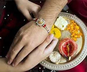 ritual regarding rakshabandhan in mandi