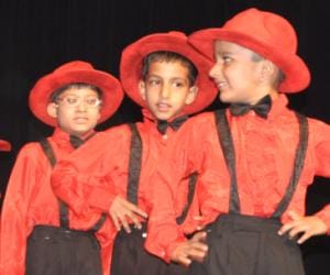rising day school annual function at kalibari shimla