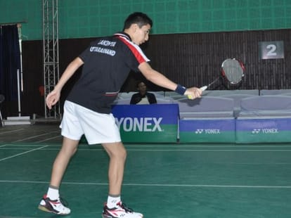 under 19 badminton final between sen brothers