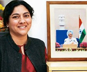 manmohan singh suddenly left his pre-medical education