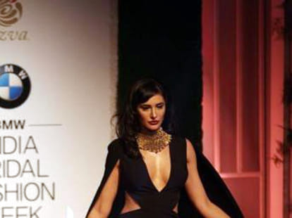 Nargis Fakhri's 'oops' moment on the ramp in delhi