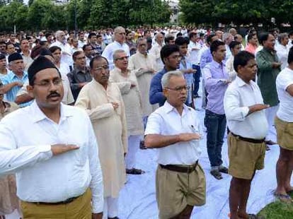 amit shah impact: two big leader out from bjp
