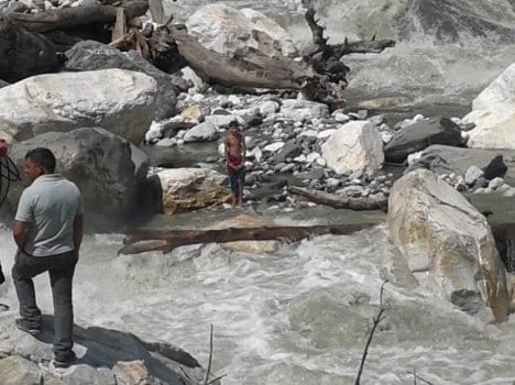 boy swept in asi ganga