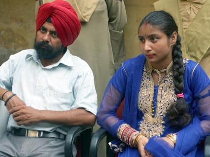 Police made the poor girl's marriage
