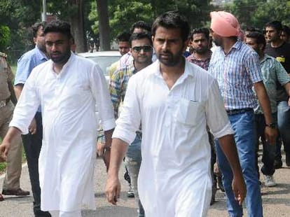PU: more then 20 Outsider sent to Detention