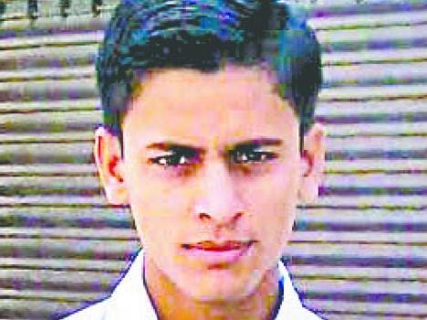 shammi kumar produces electricity from candle light