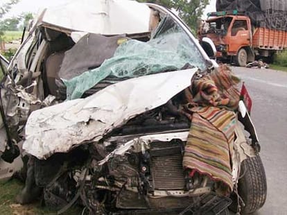 4 young man killed in road accident