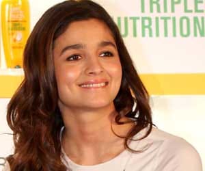 Alia Bhatt search separate home