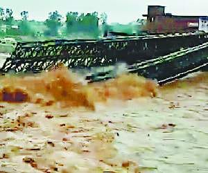 heavy downpour in mandi and hamirpur in himachal pradesh.