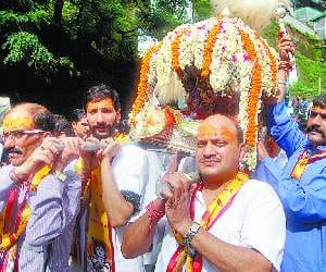 rath yatra at radha krishan temple