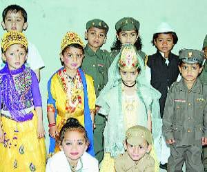 modern public school celebrates independence day.