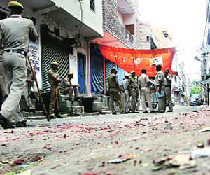communal dispute in delhi during kite festival in delhi
