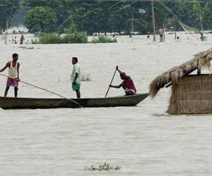 deadly flood in uttar pradesh kills 43