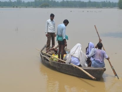 deadly flood in uttar pradesh kills 43