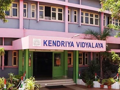 number of seats in Kendriya Vidyalayas was reduced in academic session 2024-25