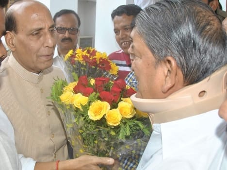 cm harish rawat follow narendra modi