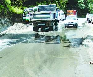 People angry for decaying route