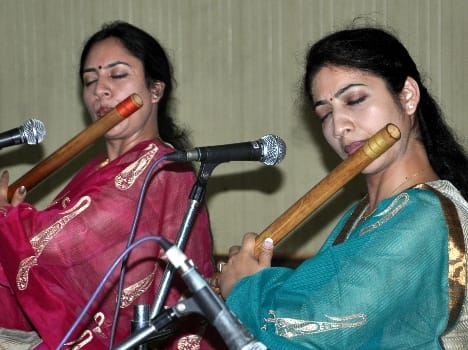 The listener spellbound listening to the tune of flutes