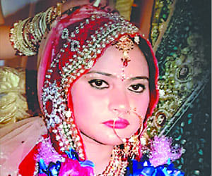 murder for dowry in noida