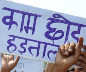 Workers freed in pressure head