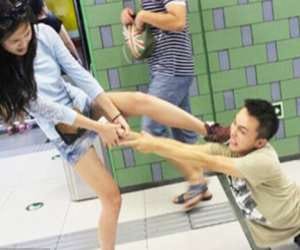 when girlfriend beats boyfriend for iphone