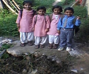 private school to take admission of poor children.