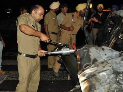 volvo bus accident at chandigarh, 5 died