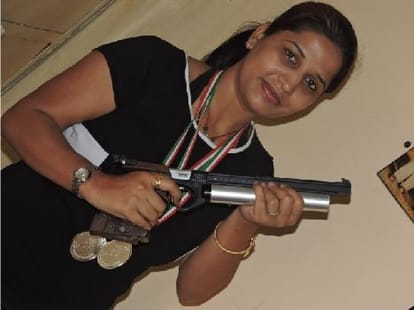 success story of air pistol player alka and poornima