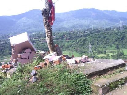 heavy damage in border villages from pakistani shelling 