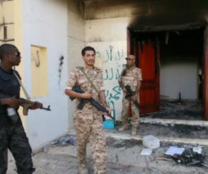 militants take over to tripoli airport