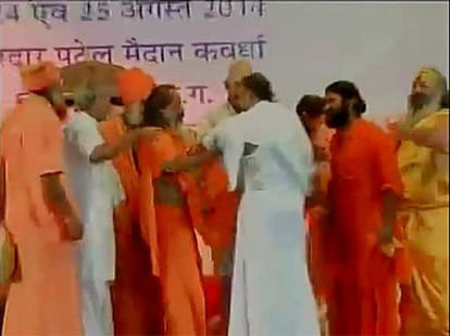 Ruckus create in dharam sansad in chhattisgarh