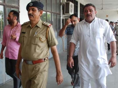 abuse with sister not tolerate : Yograj singh