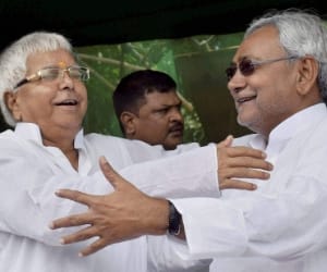 lalu's villagers first choice for cm post is nitish kumar