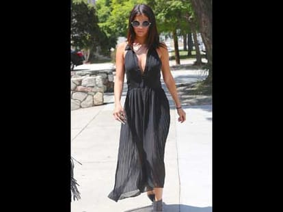 Tricks to look slimmer.