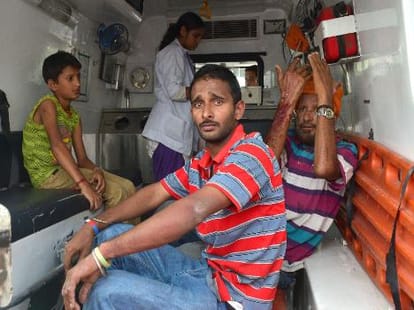 bus accident at una, four injured