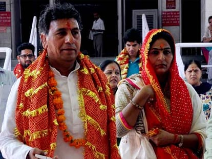 nomination compeleted for noida by elections