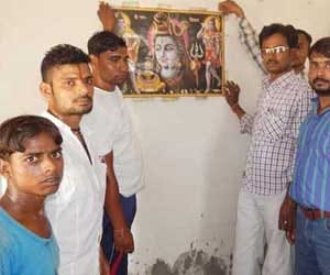 church turned in temple in aligarh district.